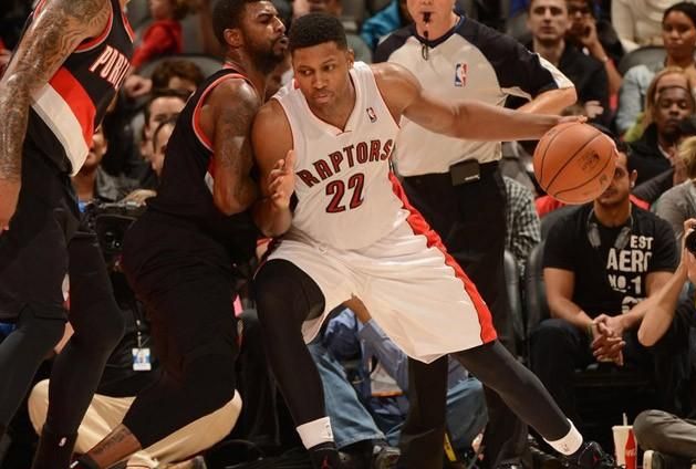 员在防守端 员在防守端