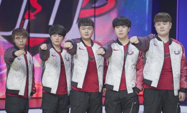 而是向轮换 而是向轮换