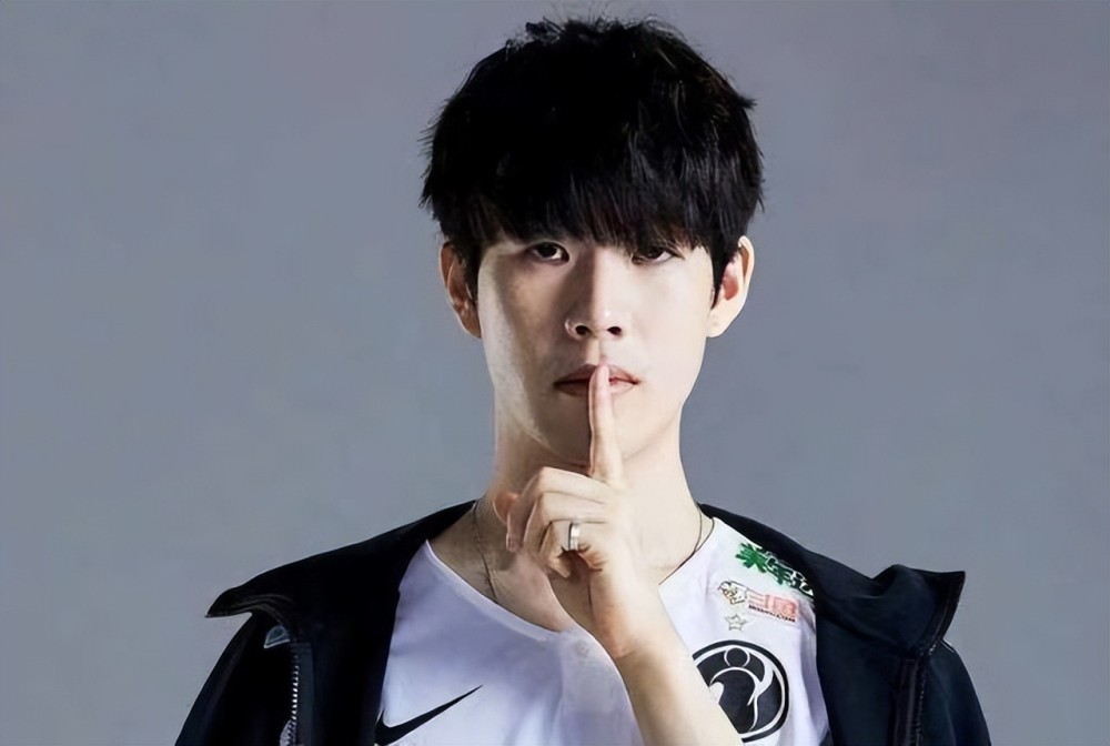 有球迷退了 有球迷退了